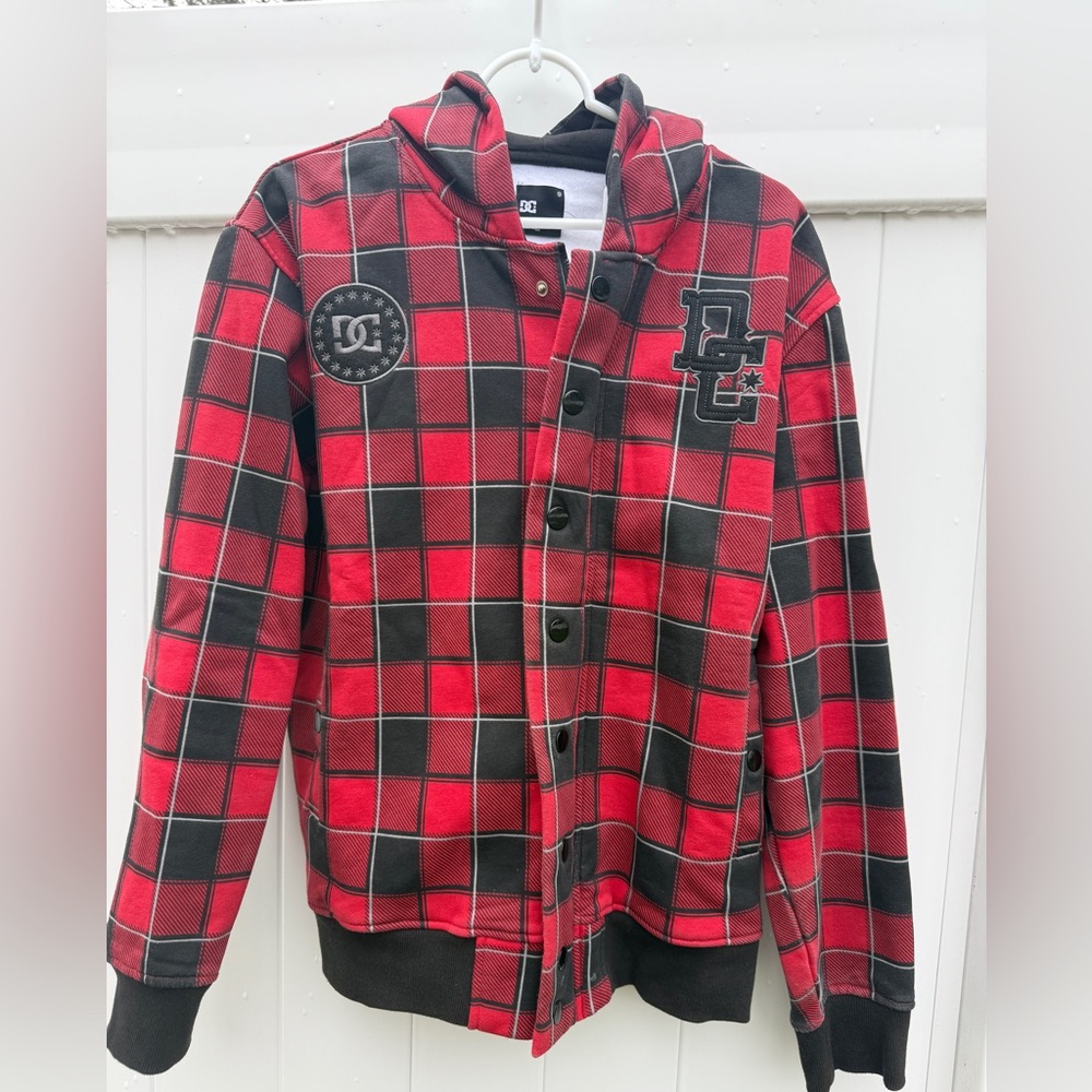 DC shoes Red and Black Plaid Jacket